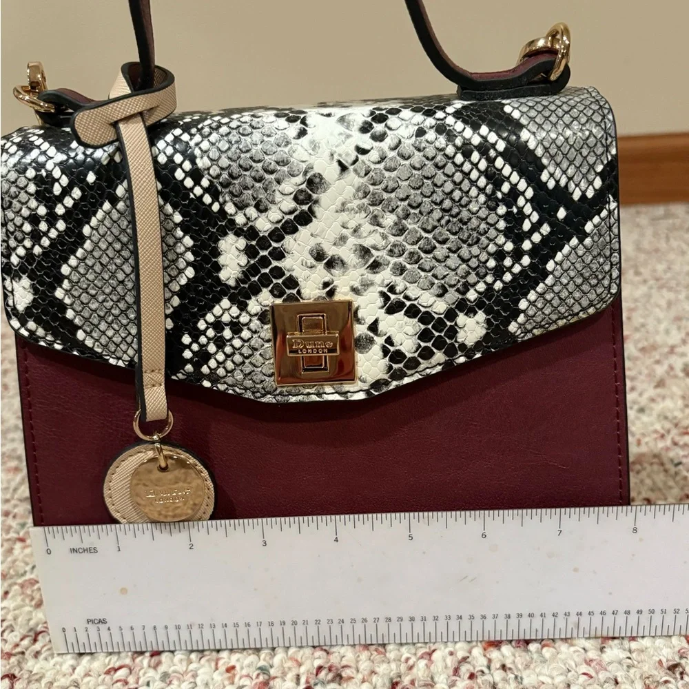 Cutest Fall Burgundy and Snake Print Women's Bag - Picture 8 of 11